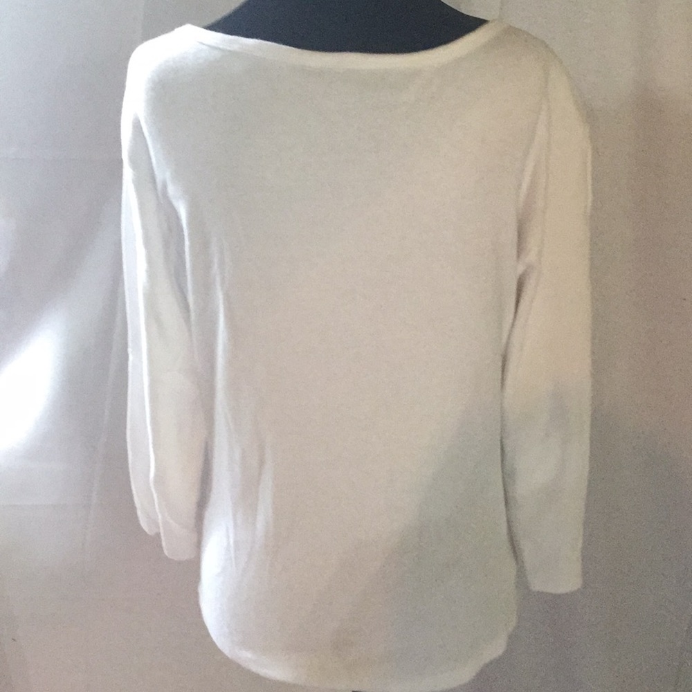 Women’s Top - Picture 3 of 4